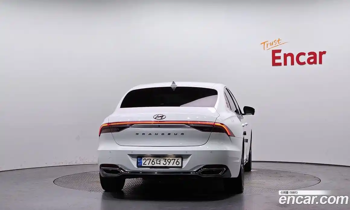 Hyundai Grandeur 2022 2.5 автомат (гидро), фото 4