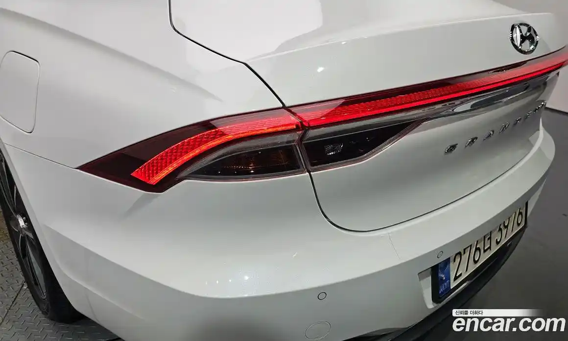 Hyundai Grandeur 2022 2.5 автомат (гидро), фото 9