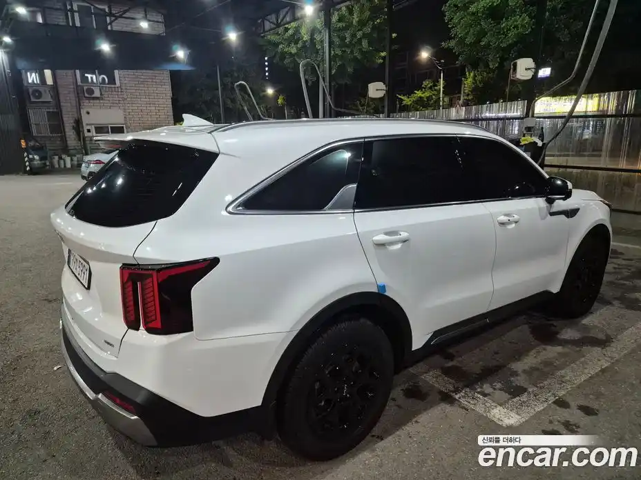 Kia Sorento 2024 2.0 автомат (гидро), фото 3