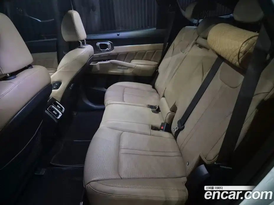 Kia Sorento 2024 2.0 автомат (гидро), фото 10