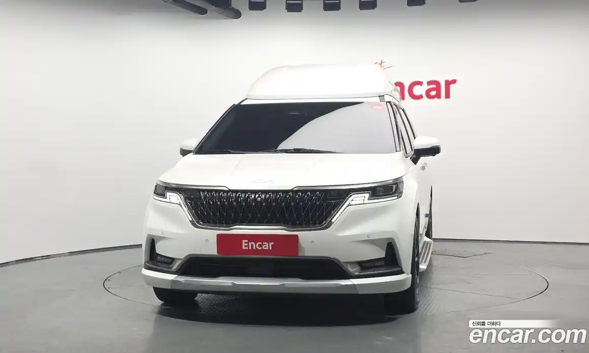 Kia Carnival 2023 3.5 автомат (гидро), фото 3
