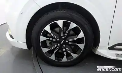 Kia Carnival 2023 3.5 автомат (гидро), миниатюра 5