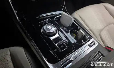 Kia Carnival 2023 3.5 автомат (гидро), миниатюра 9