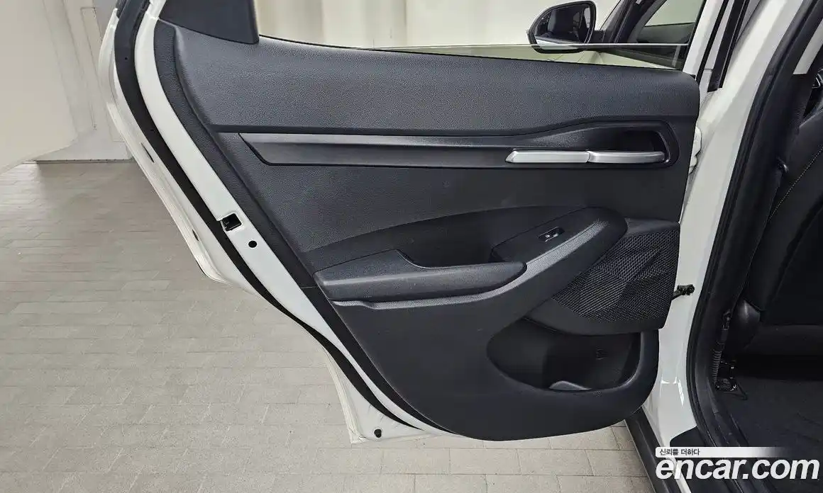 Kia Seltos 2022 1.6 автомат (гидро), фото 15