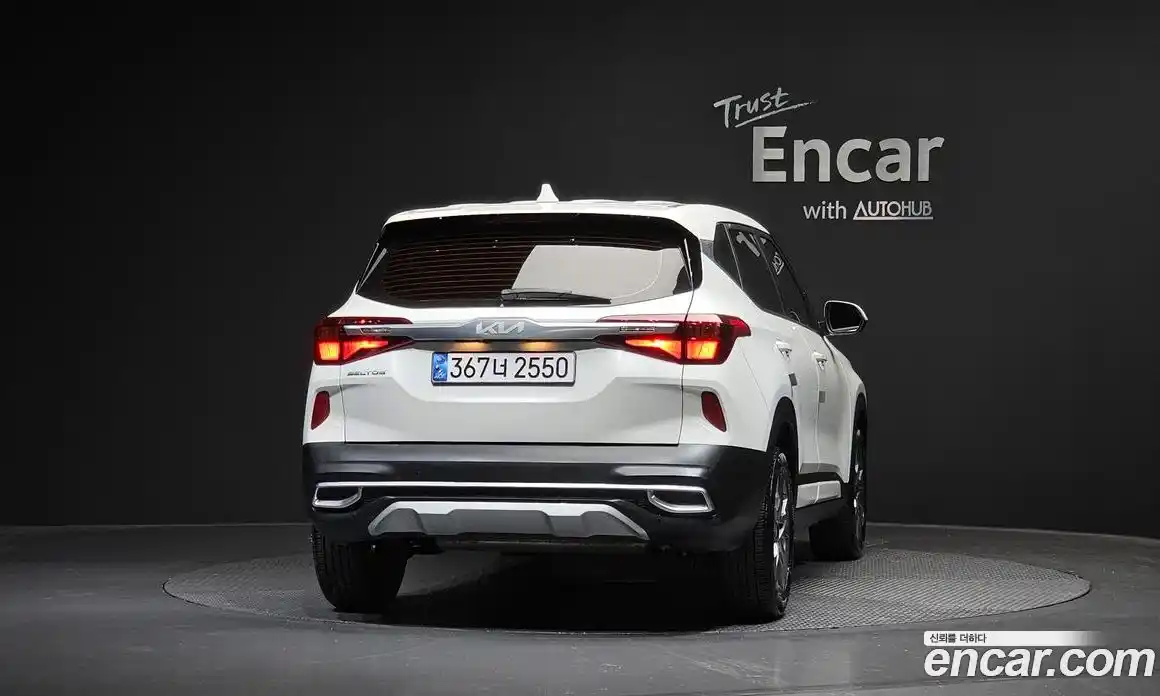 Kia Seltos 2022 1.6 автомат (гидро), фото 4