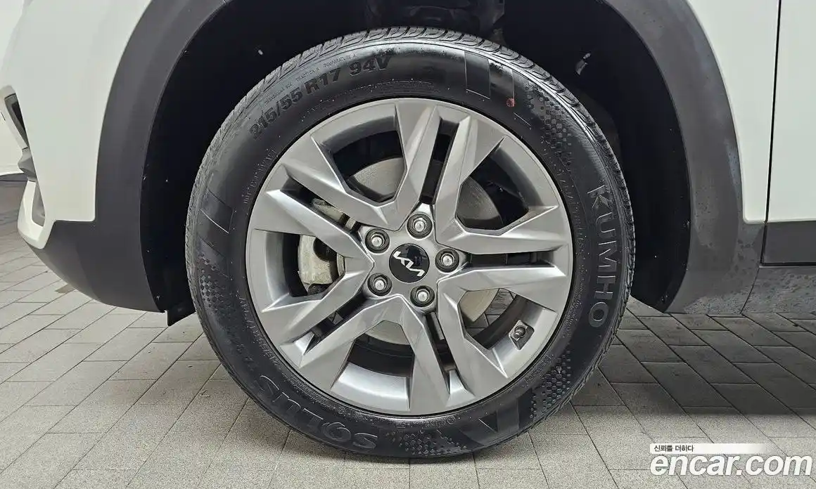 Kia Seltos 2022 1.6 автомат (гидро), фото 5