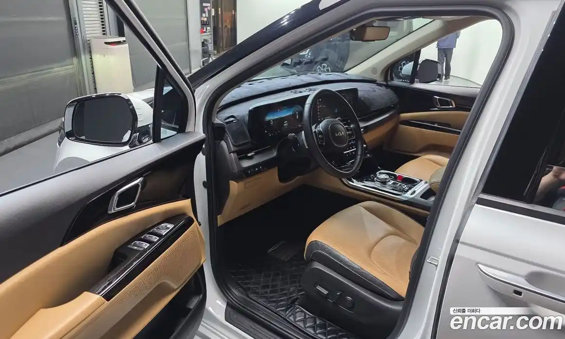 Kia Carnival 2023 3.5 автомат (гидро), фото 13
