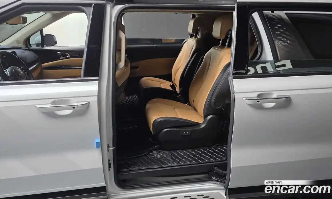 Kia Carnival 2023 3.5 автомат (гидро), фото 17