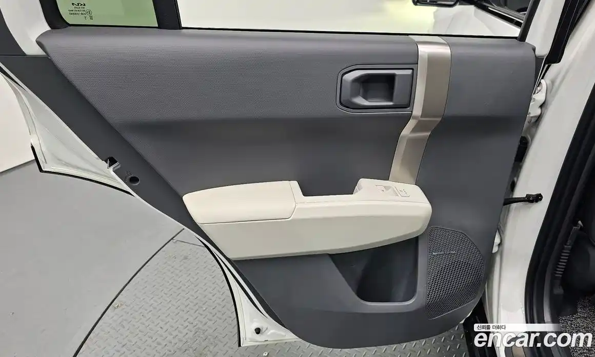 Kia EV3 2024 0.2 автомат (гидро), фото 15