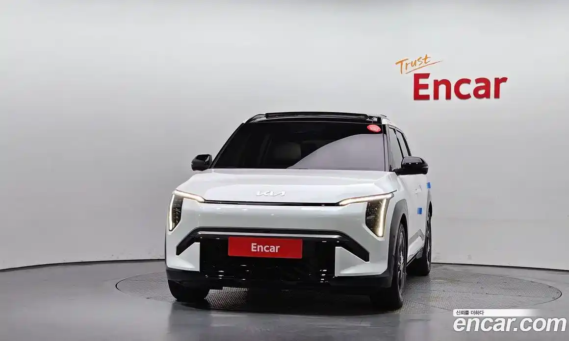 Kia EV3 2024 0.2 автомат (гидро), фото 3