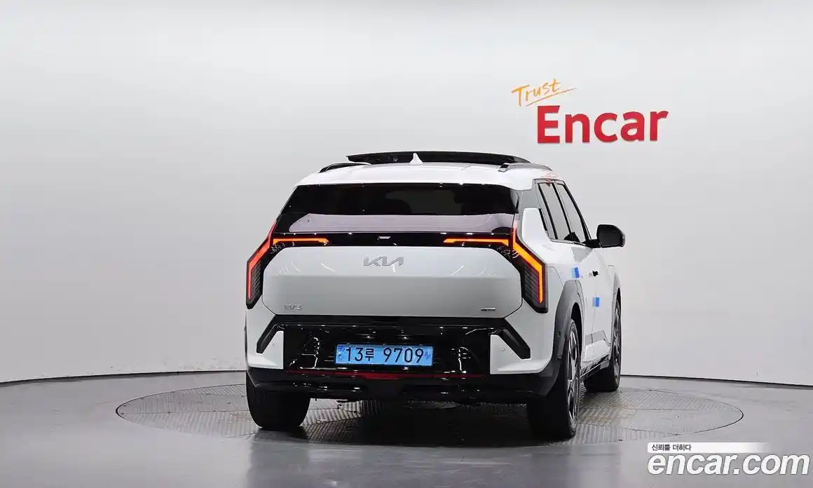 Kia EV3 2024 0.2 автомат (гидро), фото 4
