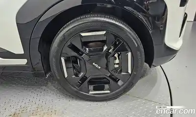 Kia EV3 2024 0.2 автомат (гидро), миниатюра 7