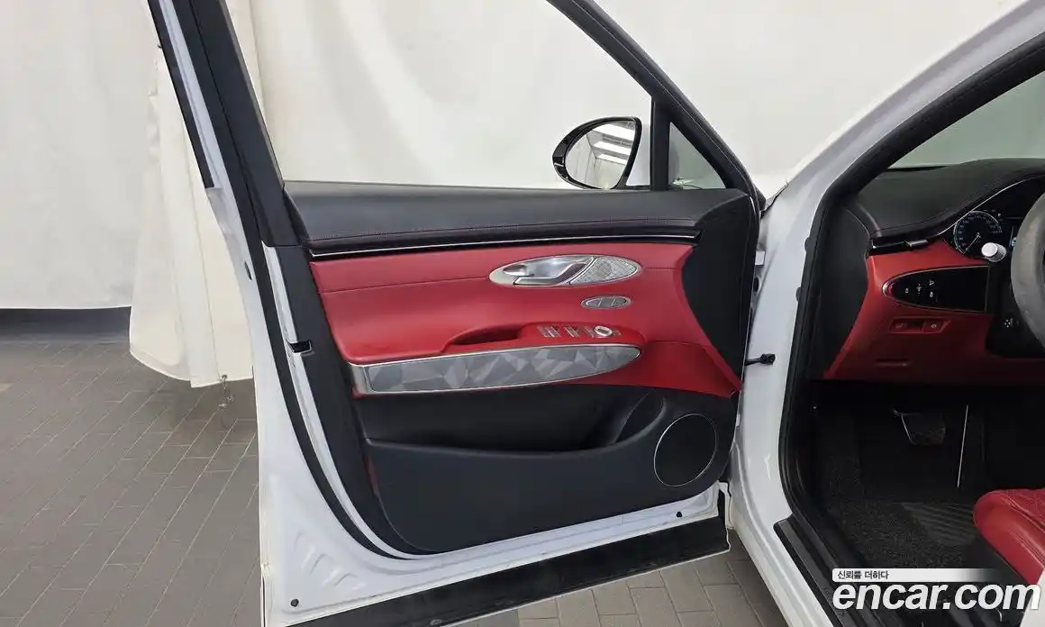 Genesis GV70 2021 3.5 автомат (гидро), фото 14