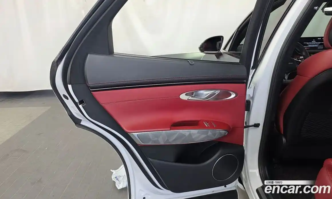Genesis GV70 2021 3.5 автомат (гидро), фото 15