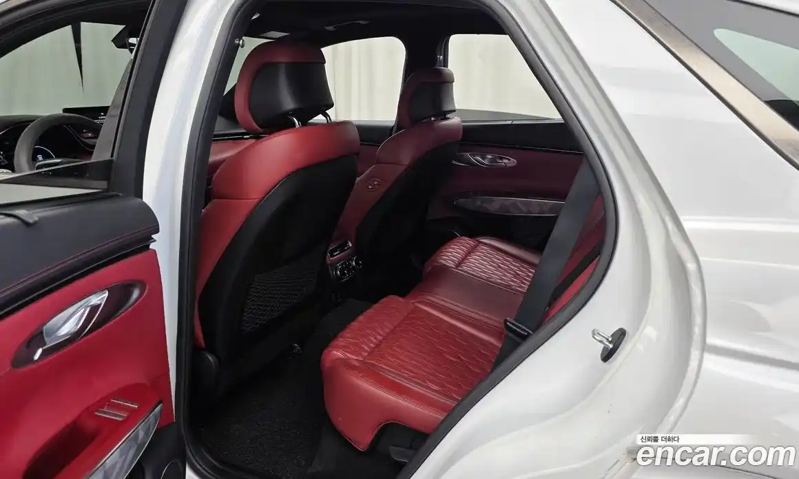 Genesis GV70 2021 3.5 автомат (гидро), фото 16