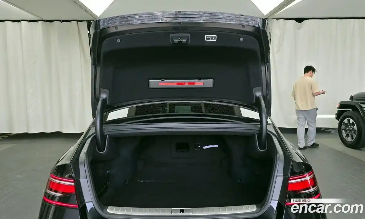 Genesis G90 2023 3.5 автомат (гидро), фото 26