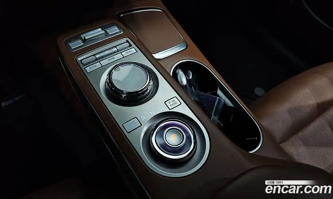 Genesis GV70 2021 2.5 автомат (гидро), фото 12