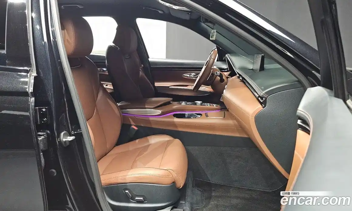 Genesis GV70 2021 2.5 автомат (гидро), фото 13