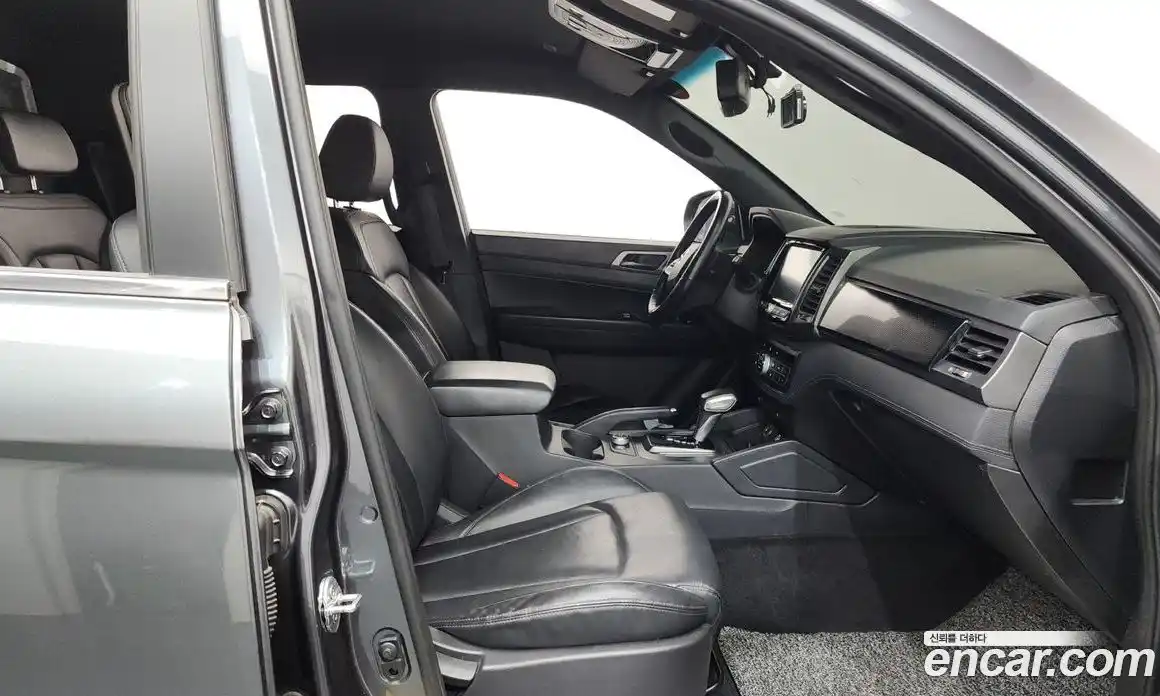 SsangYong Rexton 2022 2.2 автомат (гидро), фото 16