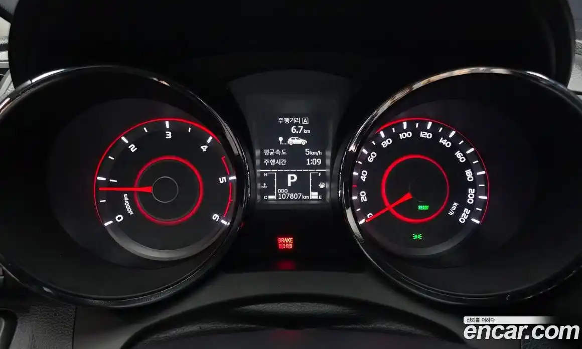 SsangYong TIBOLI 2015 1.6 автомат (гидро), фото 11