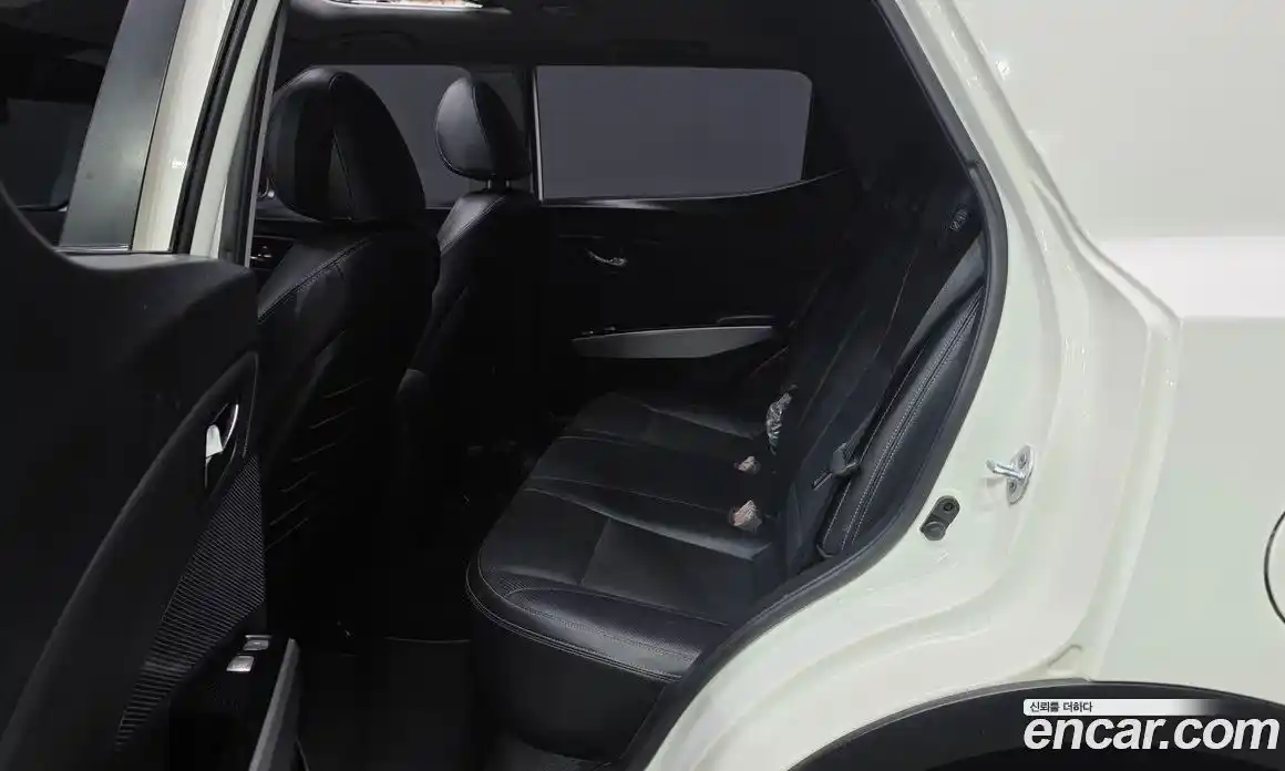 SsangYong TIBOLI 2015 1.6 автомат (гидро), фото 16