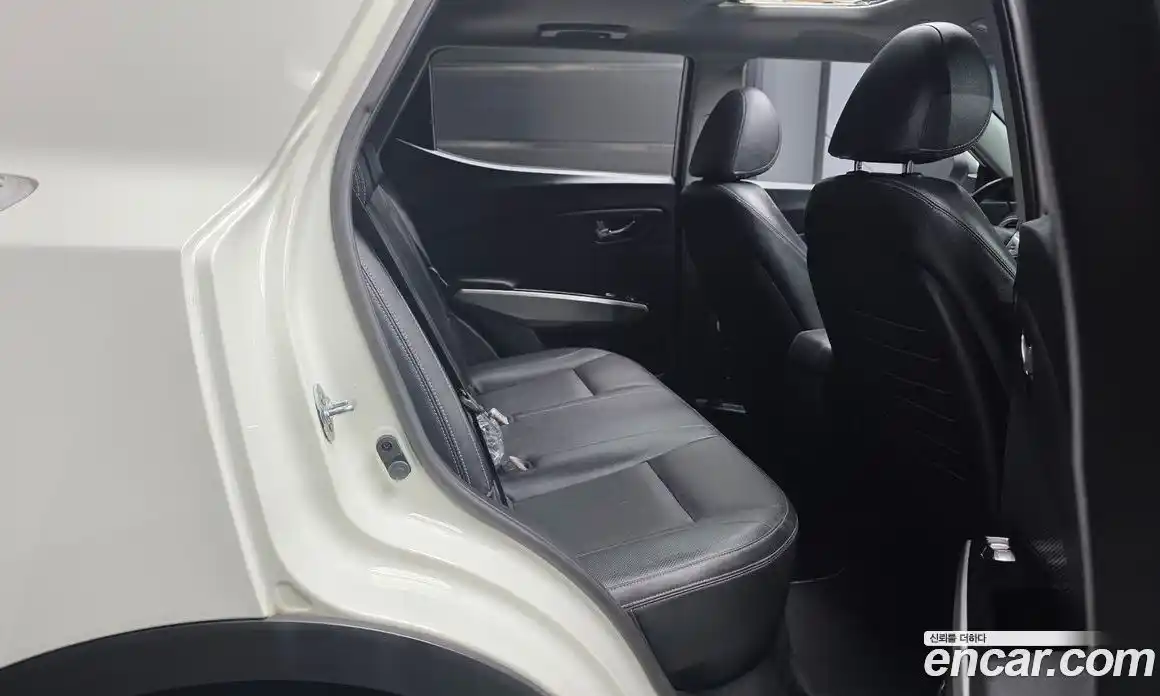SsangYong TIBOLI 2015 1.6 автомат (гидро), фото 18