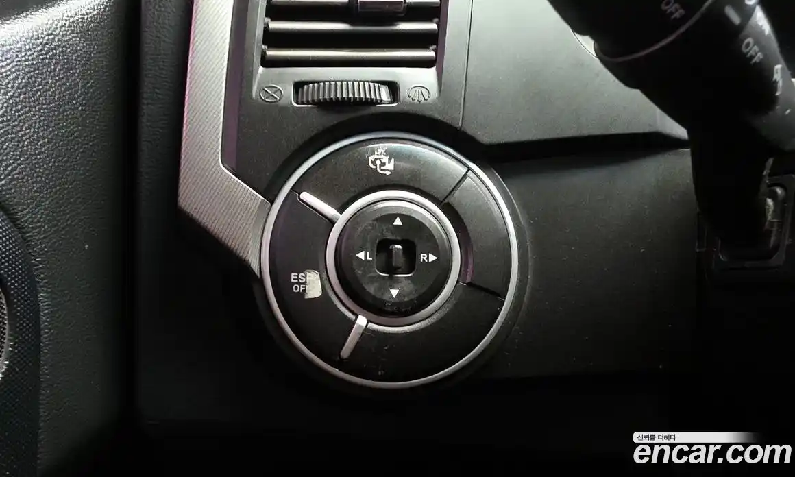 SsangYong Korando 2013 2.0 автомат (гидро), фото 18
