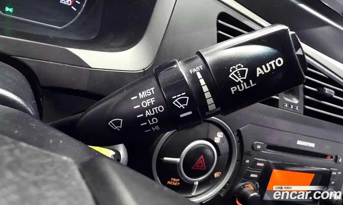 SsangYong Korando 2013 2.0 автомат (гидро), фото 19