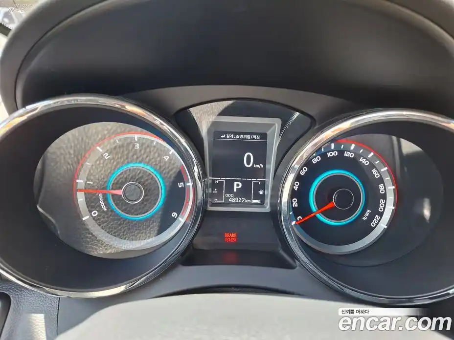 SsangYong TIBOLI 2017 1.6 автомат (гидро), фото 14