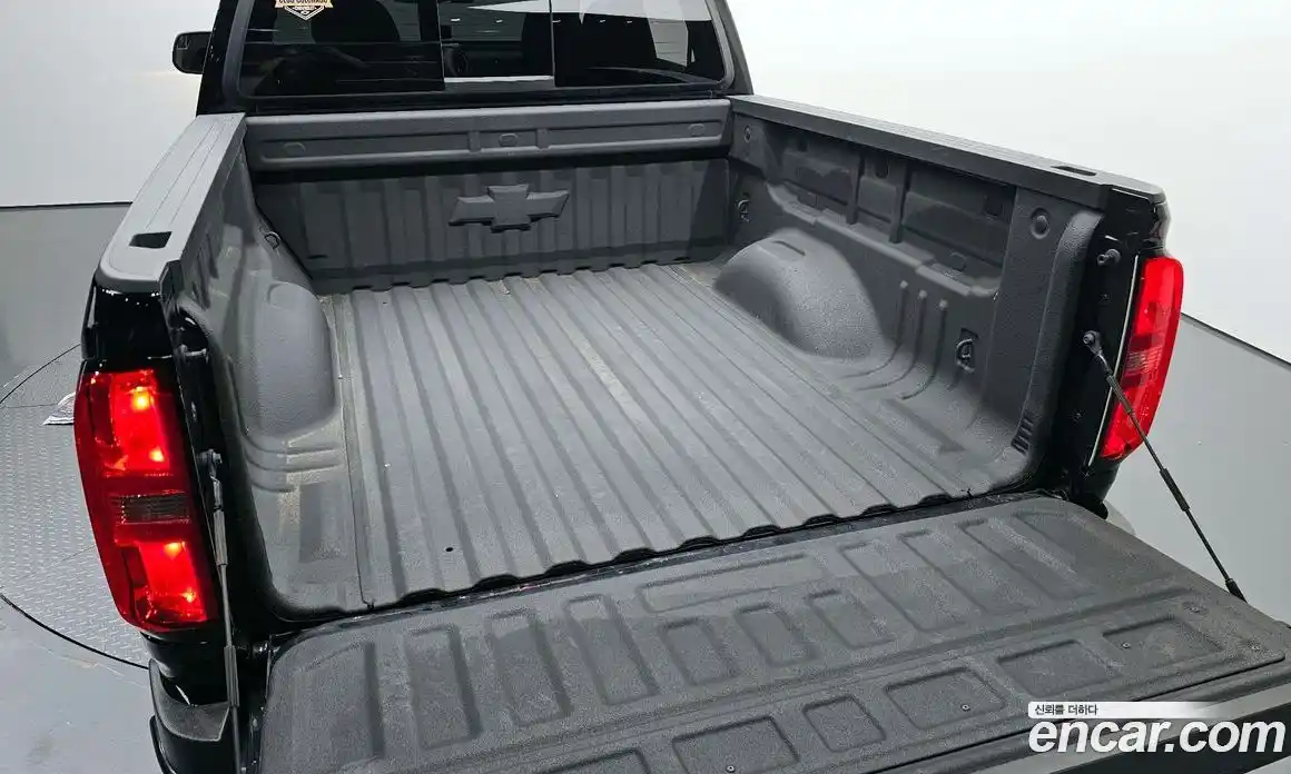 Chevrolet Colorado 2022 3.6 автомат (гидро), фото 20