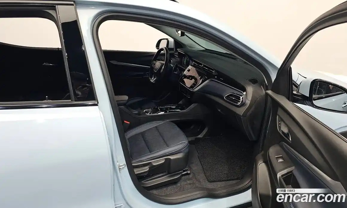 Chevrolet 볼트 EUV 2023 0.2 автомат (гидро), фото 16