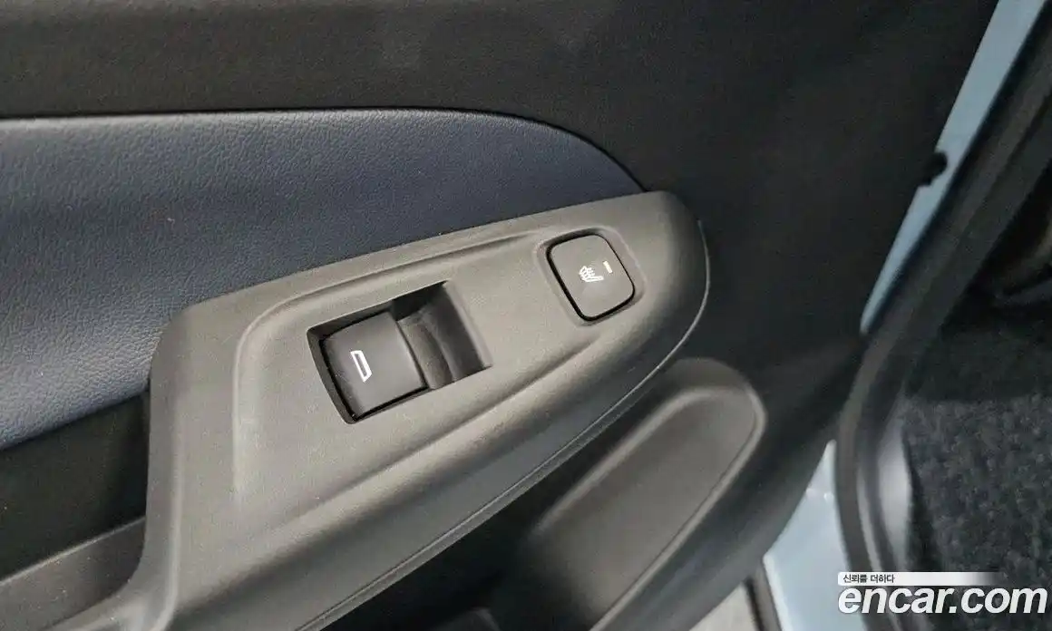 Chevrolet 볼트 EUV 2023 0.2 автомат (гидро), фото 24
