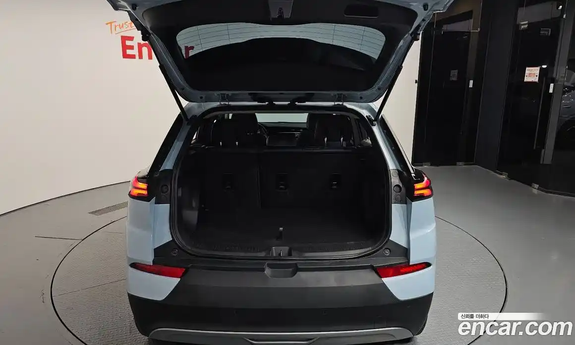 Chevrolet 볼트 EUV 2023 0.2 автомат (гидро), фото 26