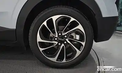 Chevrolet 볼트 EUV 2023 0.2 автомат (гидро), миниатюра 7