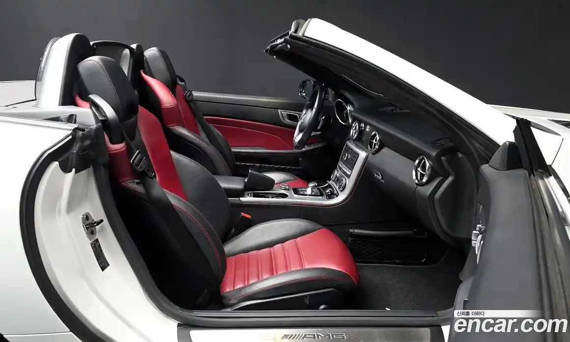 Mercedes-Benz SLC-Class 2016 3.0 гидро, фото 11 Mercedes-Benz SLC-Class 2016 3.0 гидро, фото 11