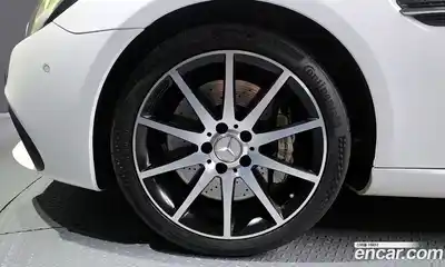 Mercedes-Benz SLC-Class 2016 3.0 гидро, миниатюра 5 Mercedes-Benz SLC-Class 2016 3.0 гидро, миниатюра 5