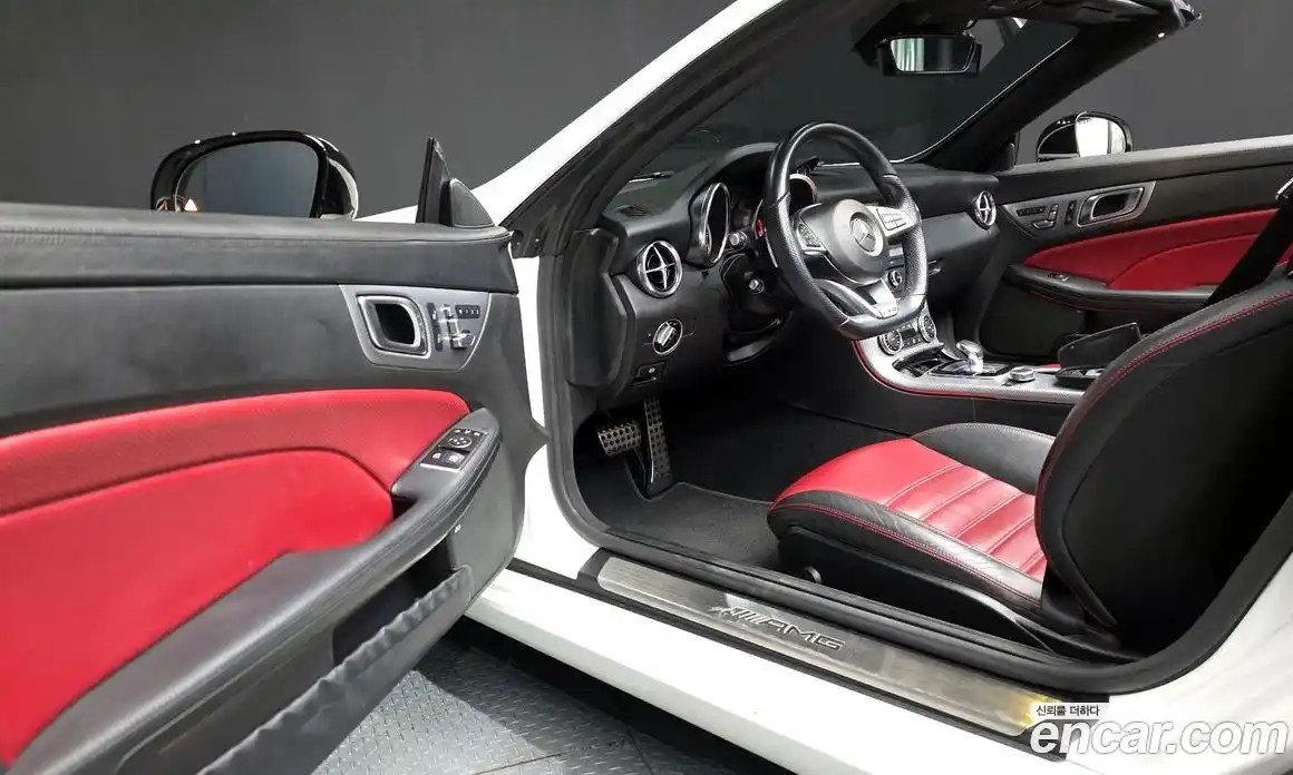 Mercedes-Benz SLC-Class 2016 3.0 гидро, фото 10 Mercedes-Benz SLC-Class 2016 3.0 гидро, фото 10
