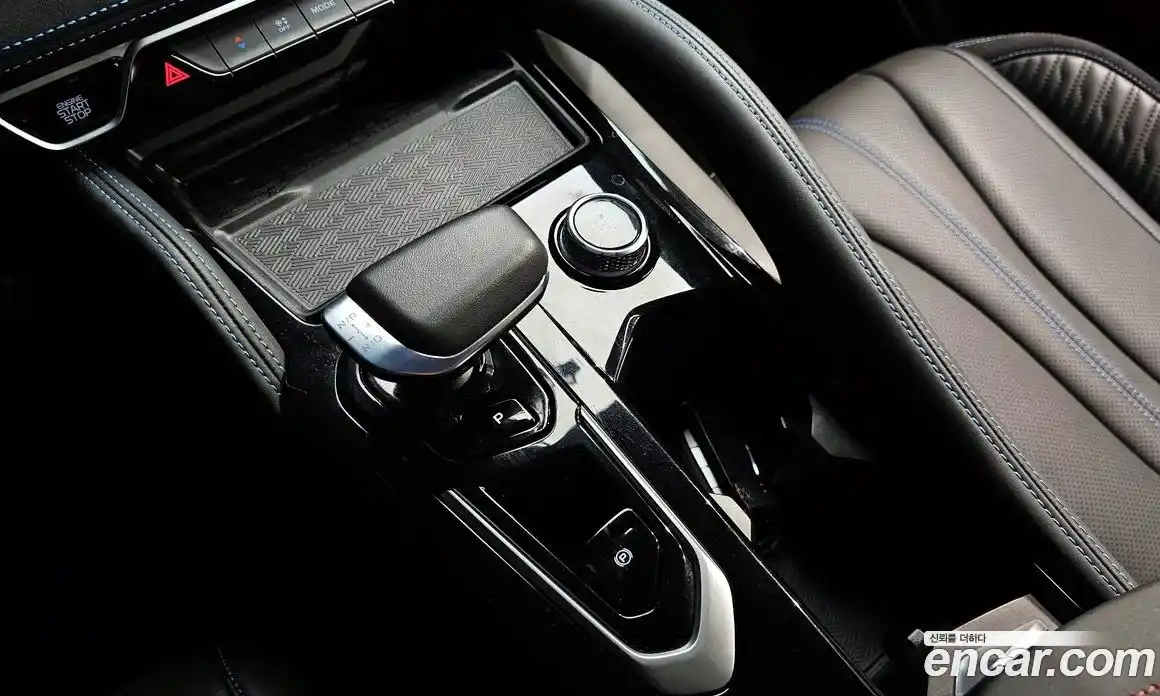 Renault Grand Koleos 2025 2.0 гидро, фото 12