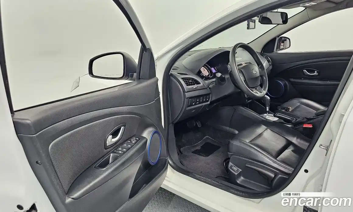 Renault SM3 2019 0.1 гидро, фото 13