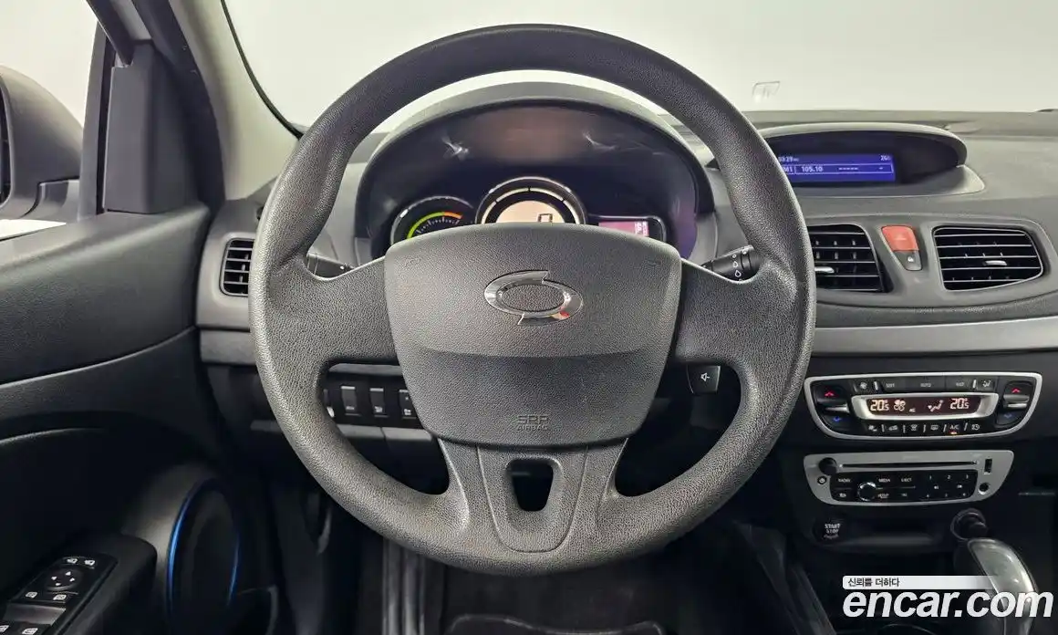 Renault SM3 2019 0.1 гидро, фото 19