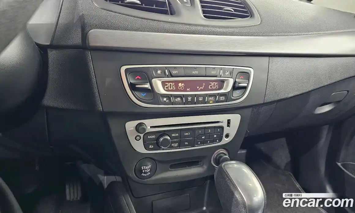 Renault SM3 2019 0.1 гидро, фото 26