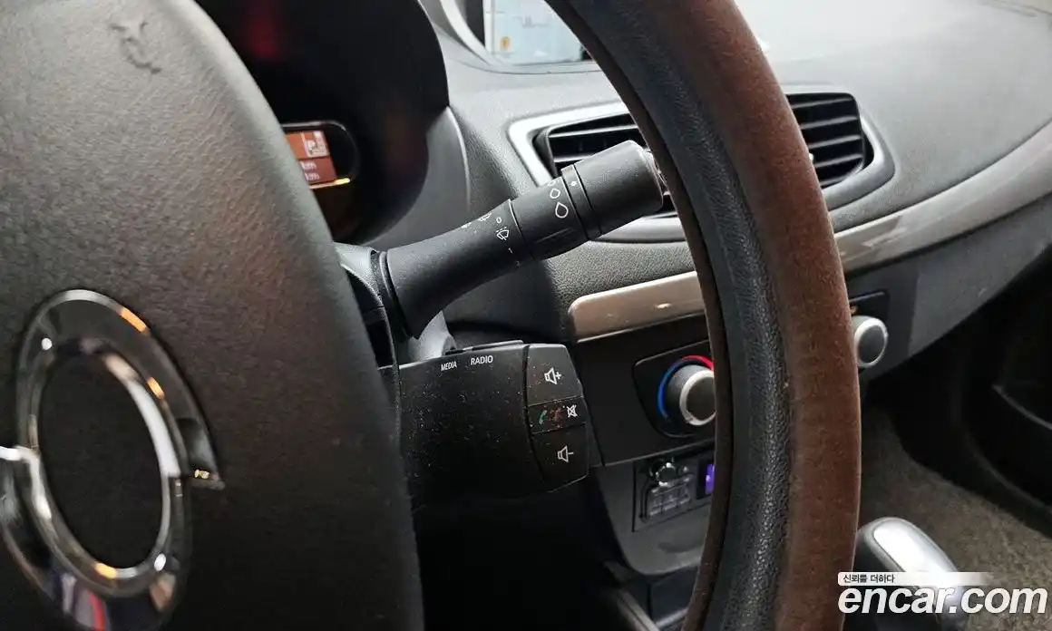Renault SM3 2013 1.6 гидро, фото 17