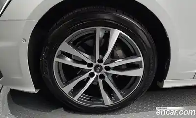 Audi A6 2022 2.0 автомат (гидро), миниатюра 5
