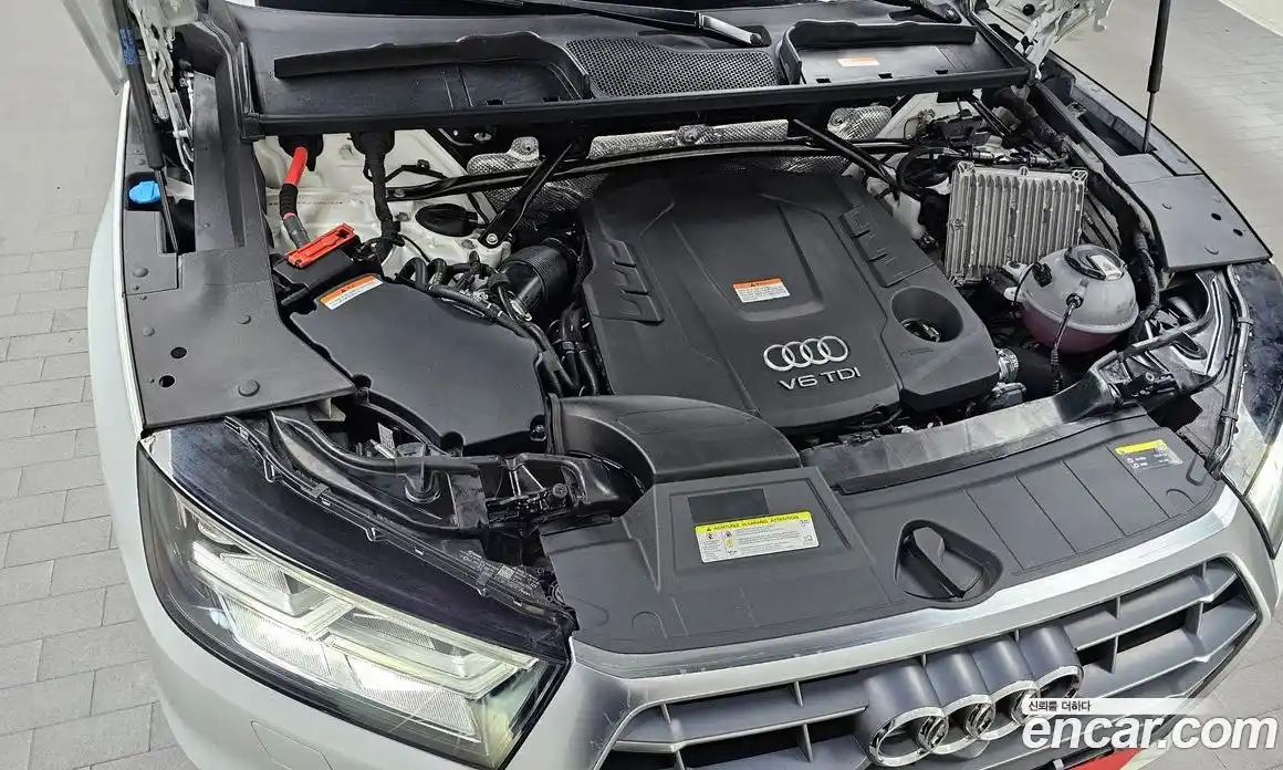 Audi Q5 2020 3.0 автомат (гидро), фото 6