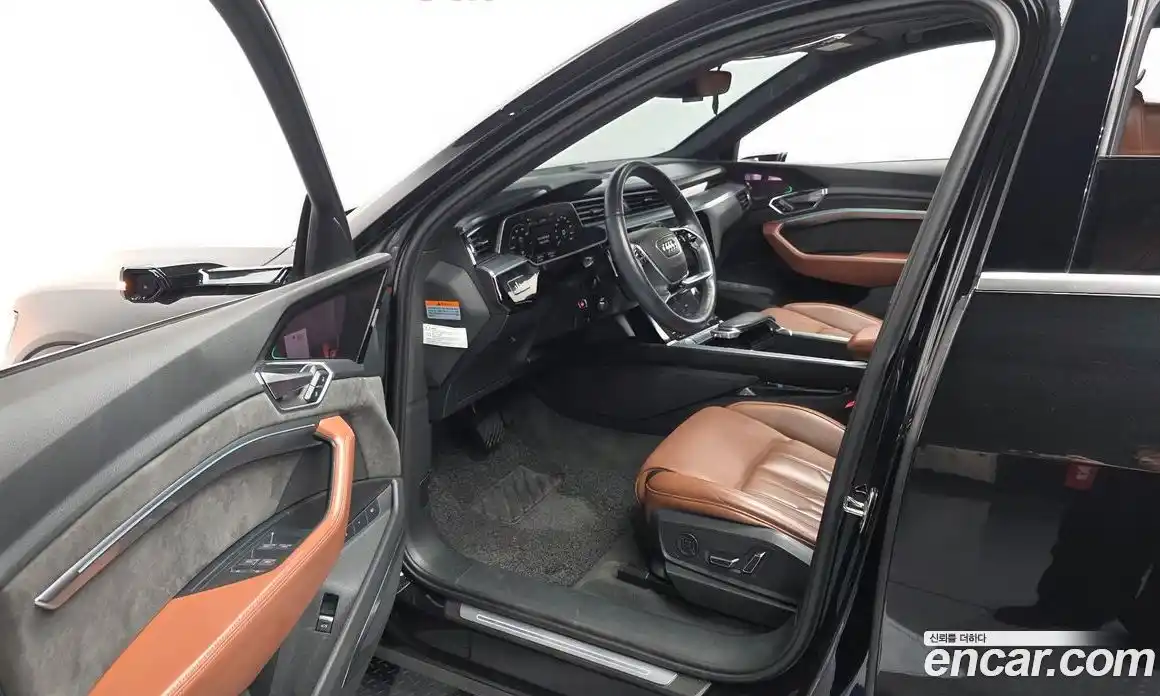 Audi e-tron 2020 0.2 автомат (гидро), фото 13