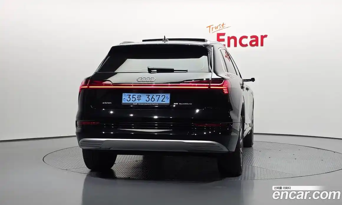 Audi e-tron 2020 0.2 автомат (гидро), фото 4