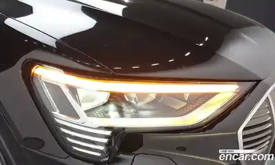 Audi e-tron 2020 0.2 автомат (гидро), миниатюра 8