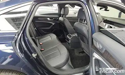 Audi A6 2023 2.0 автомат (гидро), миниатюра 12