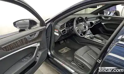 Audi A6 2023 2.0 автомат (гидро), миниатюра 10