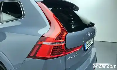 Volvo XC60 2021 2.0 автомат (гидро), миниатюра 9